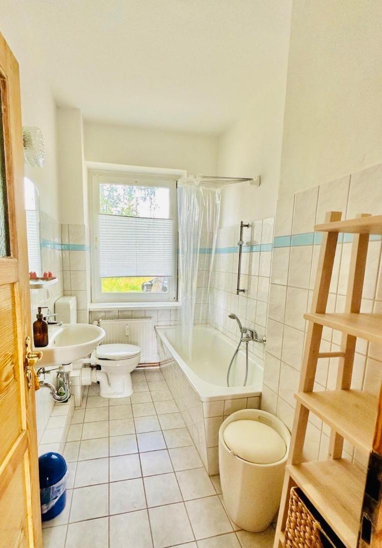 "Mts-Haus Zettemin" - 2 Familienfreundliche Ferienwohnungen In Mecklenburg 外观 照片